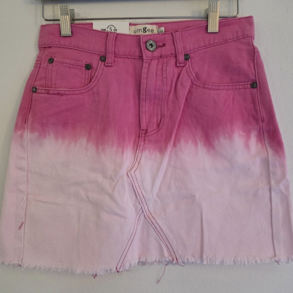 Umgee Pink and White Ombre Mini Denim Skirt Sz‎ Small